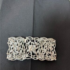 Intricate Silver Tone Filigree Bracelet Leaf Design Vintage